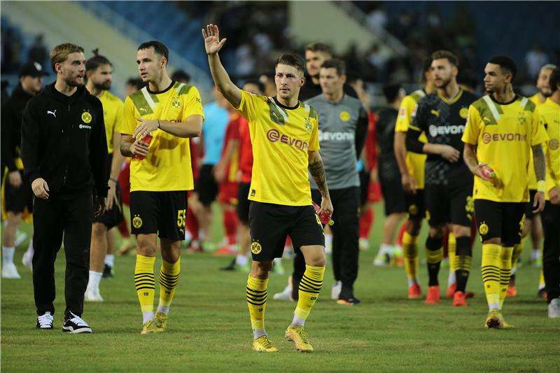 لاعبو دورتموند