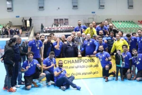 من تتويج السلط