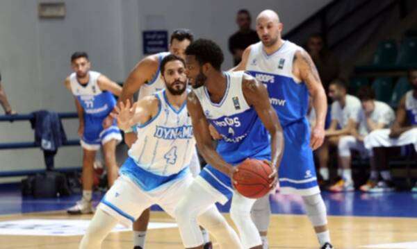 جانب من مباراة دينامو والمريميين