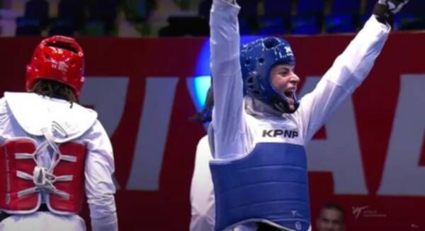 جوليا الصادق