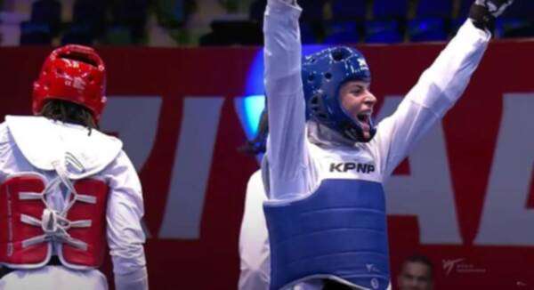 جوليا الصادق