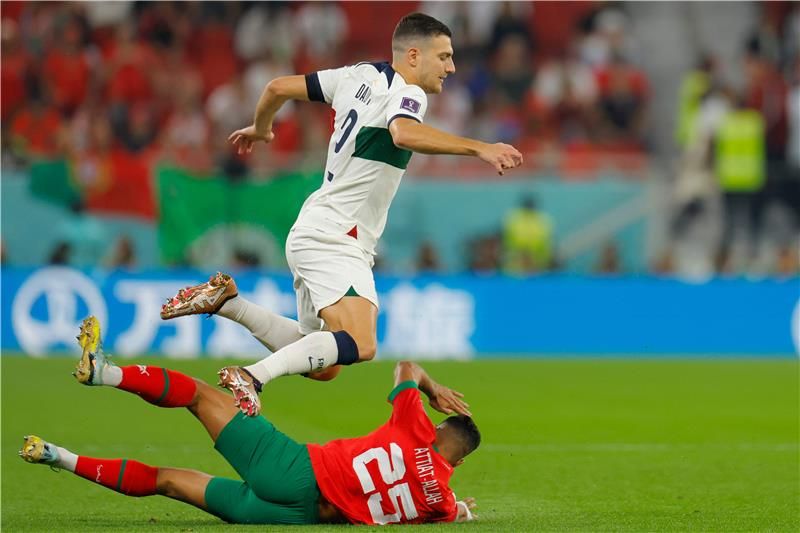 من المواجهة