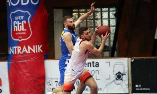 من المواجهة