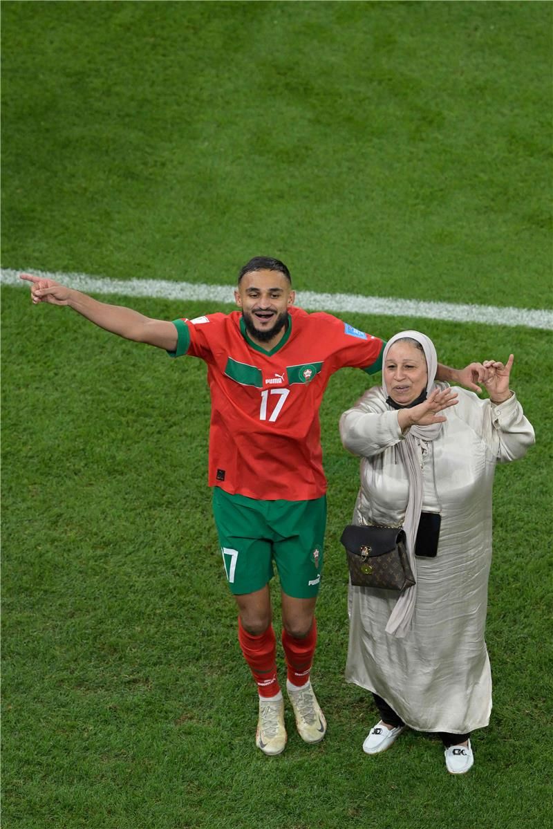 بوفال ووالدته