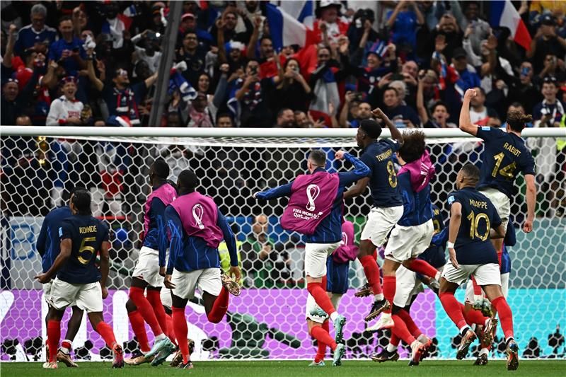 فرحة لاعبي فرنسا