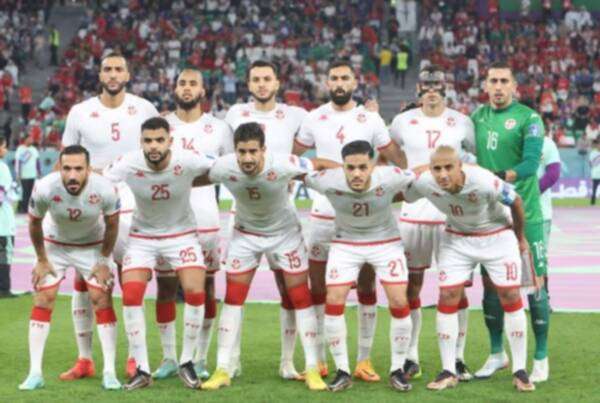 هلال الشابة