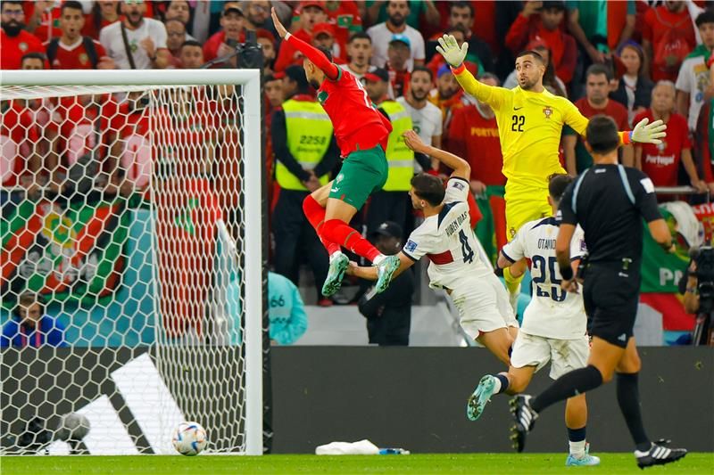 ارتقاء النصيري أمام البرتغال