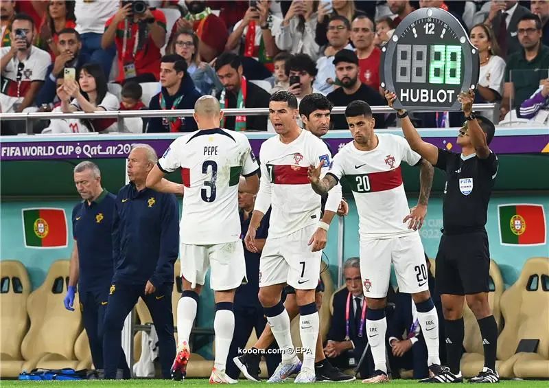 ?i=epa%2fsoccer%2f2022-12%2f2022-12-10%2f2022-12-10-10359423_epa