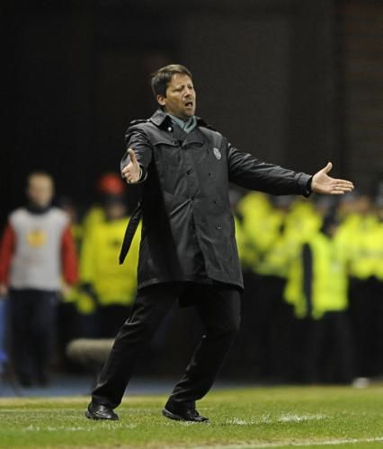 2011-02-172011-02-17t212220z_01_crc03_rtridsp_3_soccer-europa_reuters