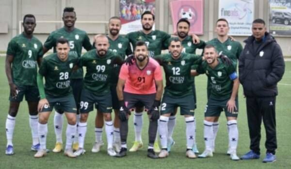 لاعبو الأنصار