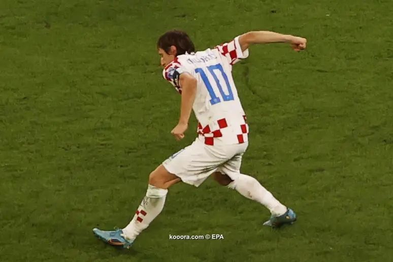 ?i=epa%2fsoccer%2f2022-12%2f2022-12-09%2f2022-12-09-10357594_epa