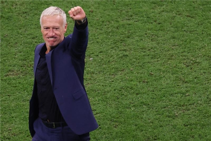 ديديه ديشامب من تدريبات المنتخب