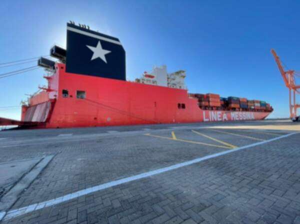 حاويات نقل مركبات رالي داكار