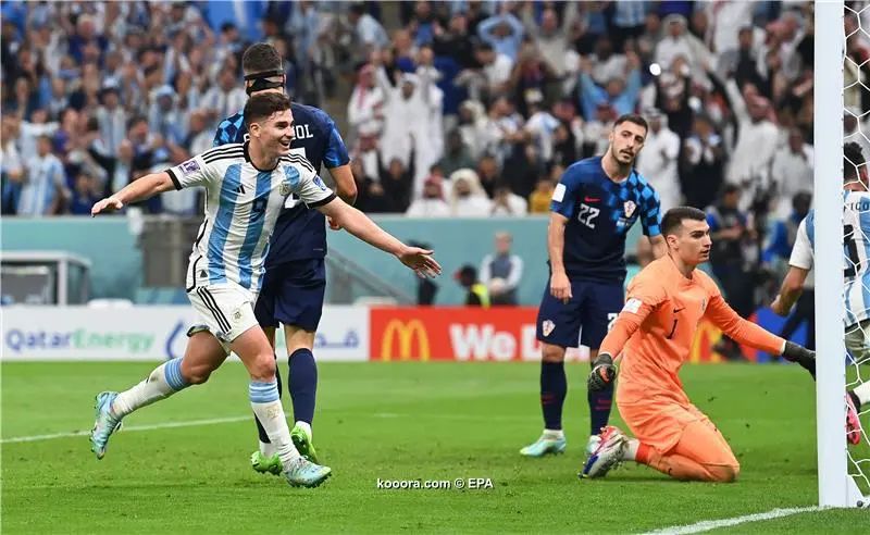 ?i=epa%2fsoccer%2f2022-12%2f2022-12-13%2f2022-12-13-10364327_epa