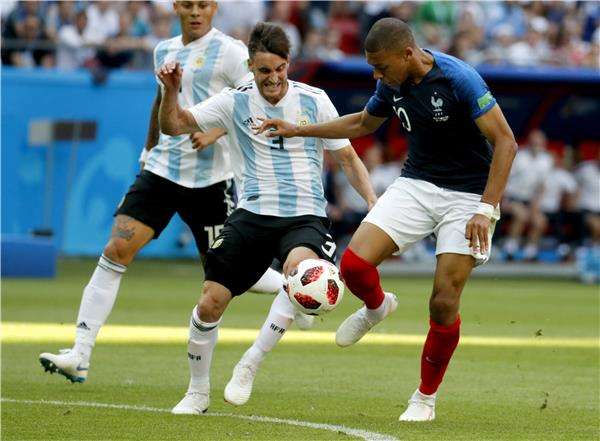 من لقاء سابق بين فرنسا والأرجنتين