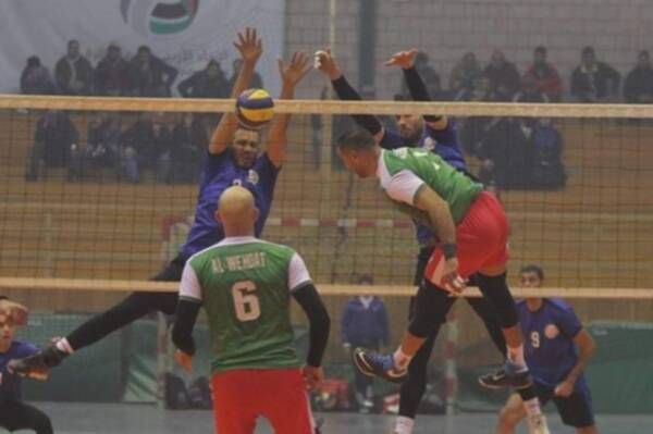 من لقاء سابق بين الوحدات وشباب الحسين