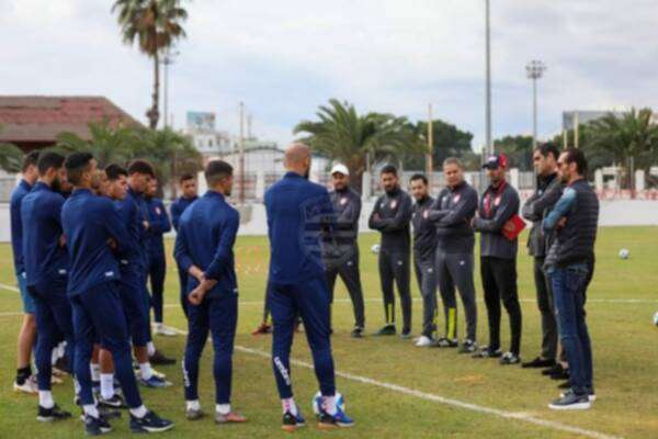 اجتماع سابق بين السلامي ولاعبي الإفريقي