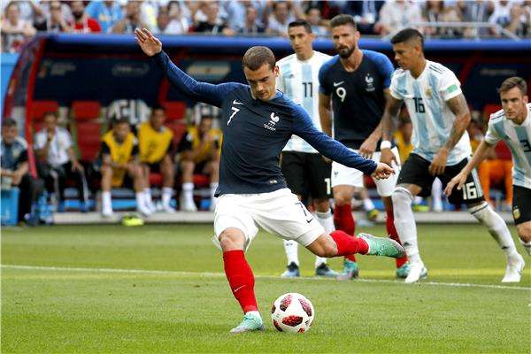 من لقاء سابق بين فرنسا والأرجنتين
