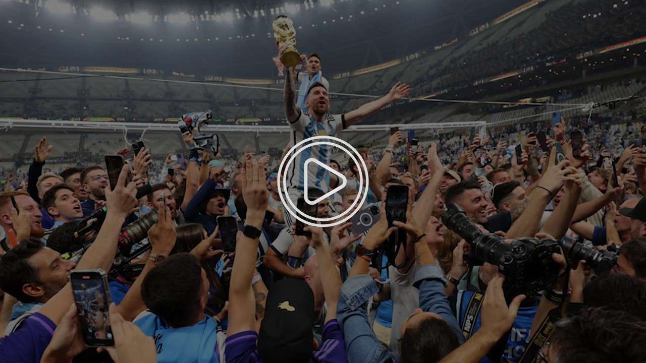 ميسي على أكتاف أجويرو