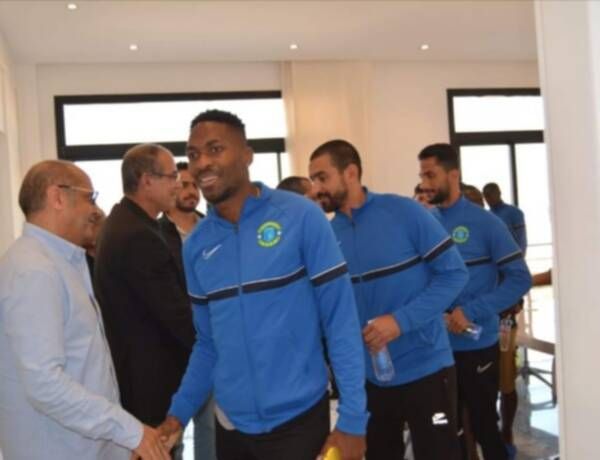 من اللقاء