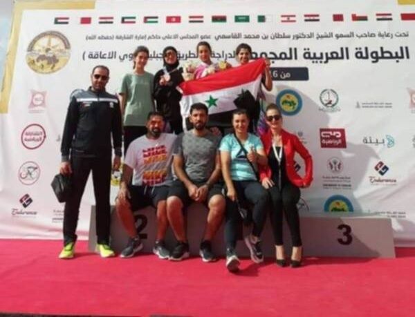 من التتويج