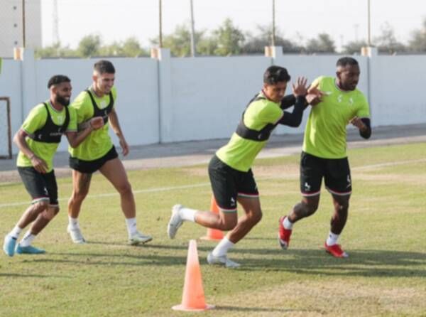 لاعبو الاتفاق