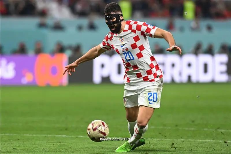 ?i=epa%2fsoccer%2f2022-12%2f2022-12-17%2f2022-12-17-10370366_epa