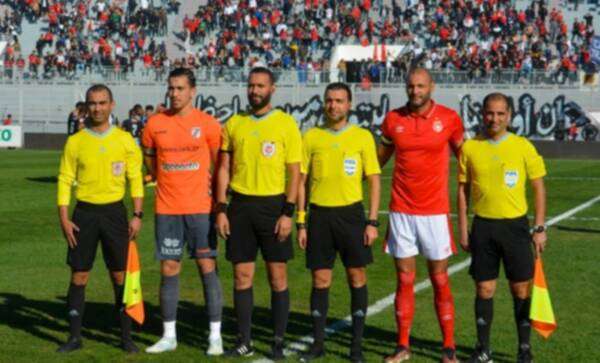 طاقم التحكيم في الكلاسيكو