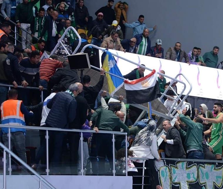 من الحادث