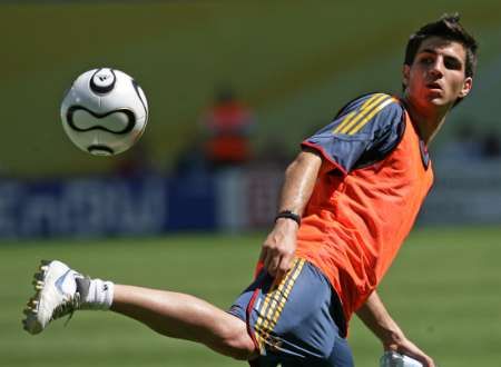 2006-06-13t163310z_01_wcfoz07_rtridsp_2_sport-soccer-world