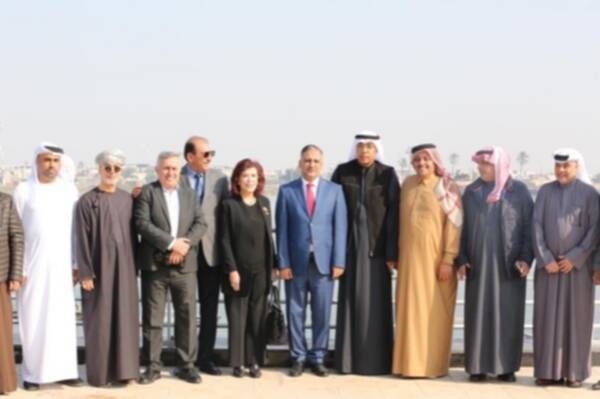من الحدث