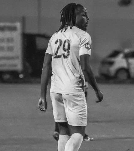 عادل سانتانا ميندي