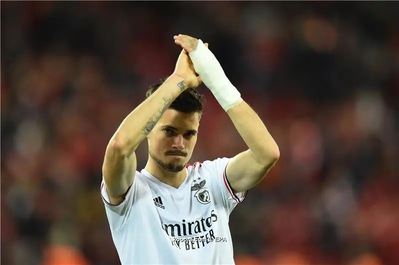 ?i=epa%2fsoccer%2f2022-04%2f2022-04-13%2f2022-04-13-09888805_epa