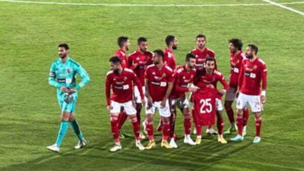 لاعبو الأهلي