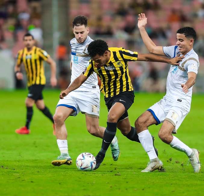 من مباراة اتحاد جدة والتعاون