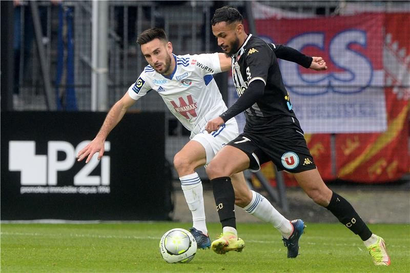 سفيان بوفال