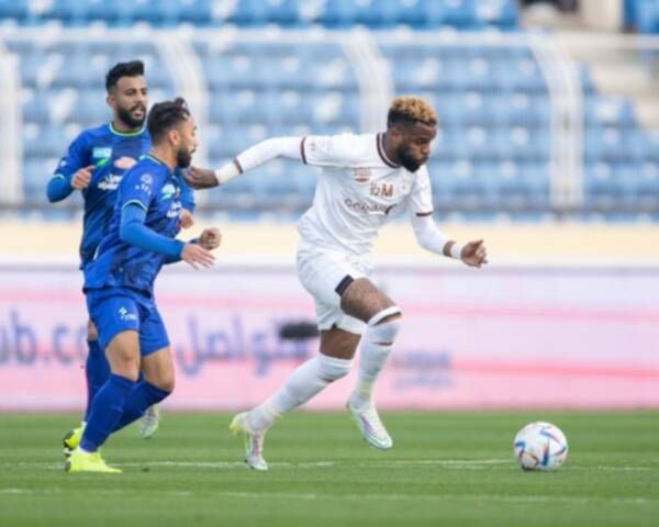 أرون سالم بوبيندزا