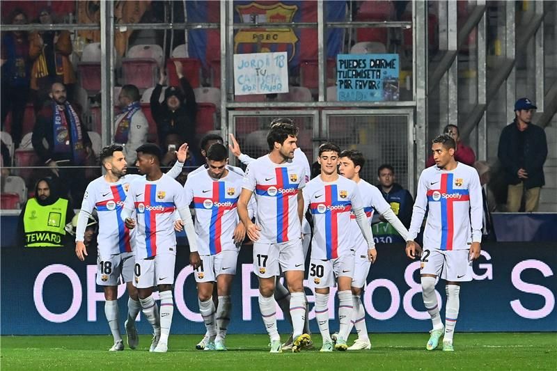 لاعبو برشلونة