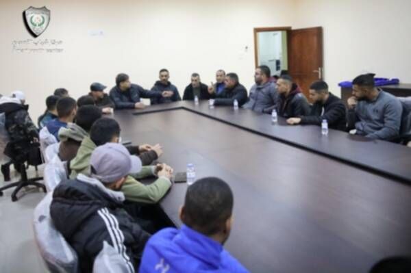 اجتماع إدارة الأمعري مع لاعبيها