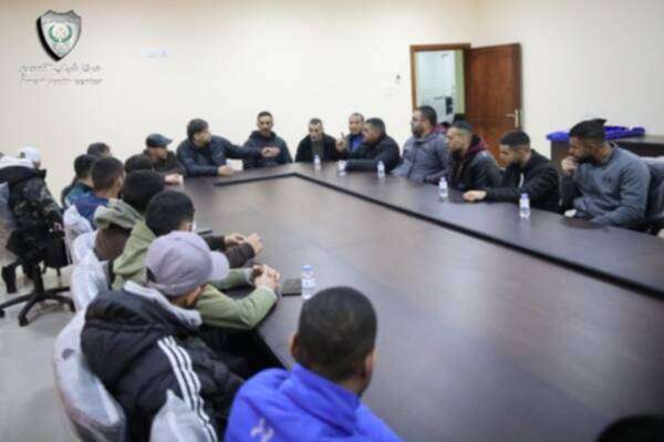 اجتماع إدارة الأمعري مع لاعبيها