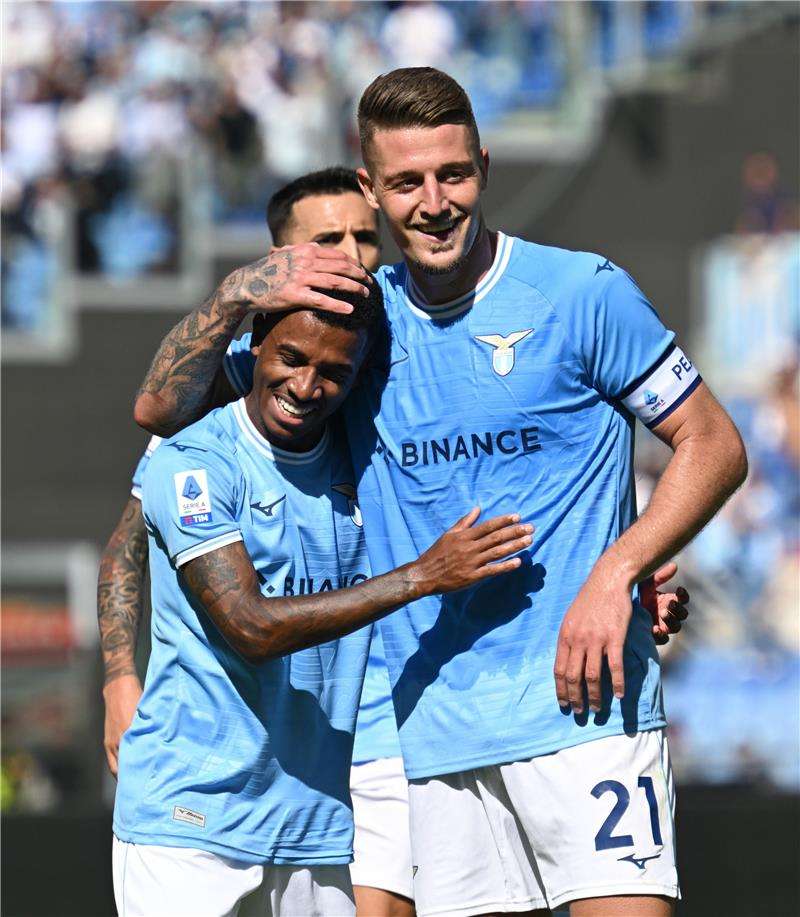 لاعبو لاتسيو