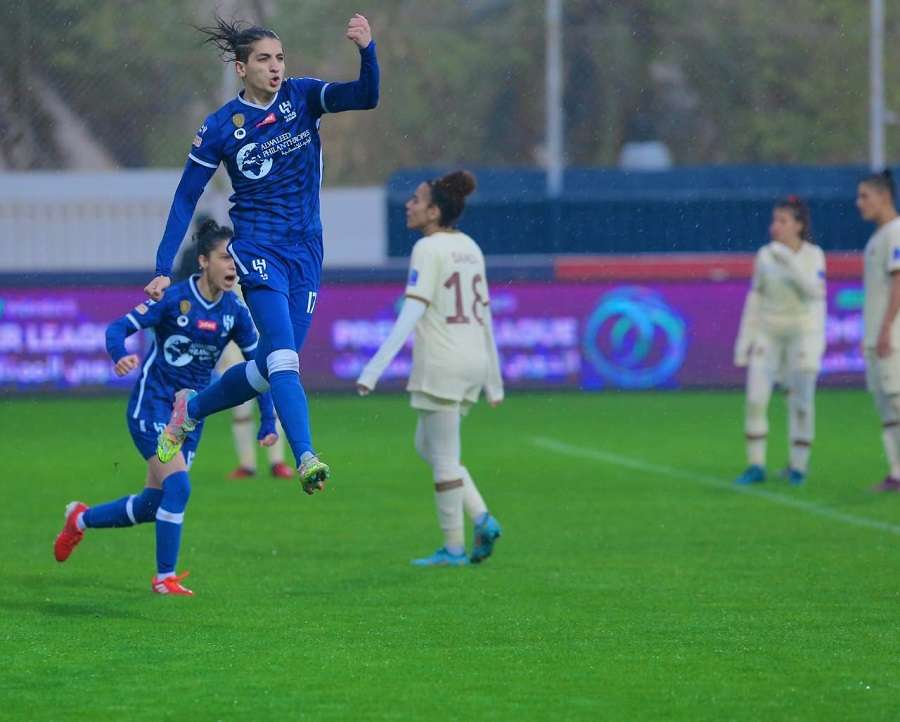 شوخان صالحي بعد تسجيلها بمرمى النصر