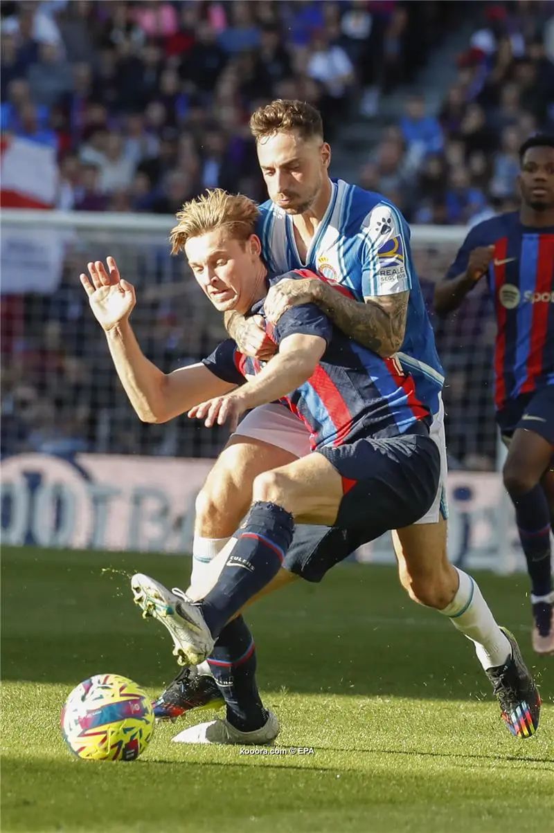 ?i=epa%2fsoccer%2f2022-12%2f2022-12-31%2f2022-12-31-10383831_epa