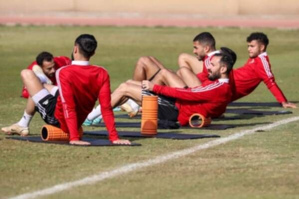 لاعبو الأهلي