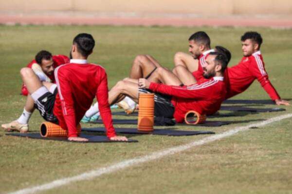 لاعبو الأهلي