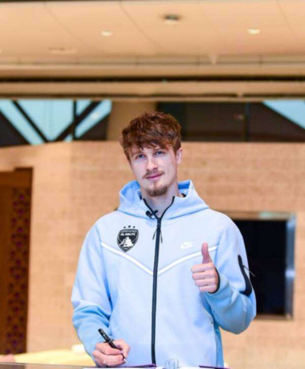 الكرواتي تين يدفاي