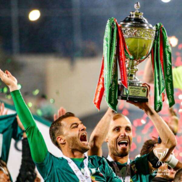 الوحدات متوجا بكأس الأردن لكرة القدم