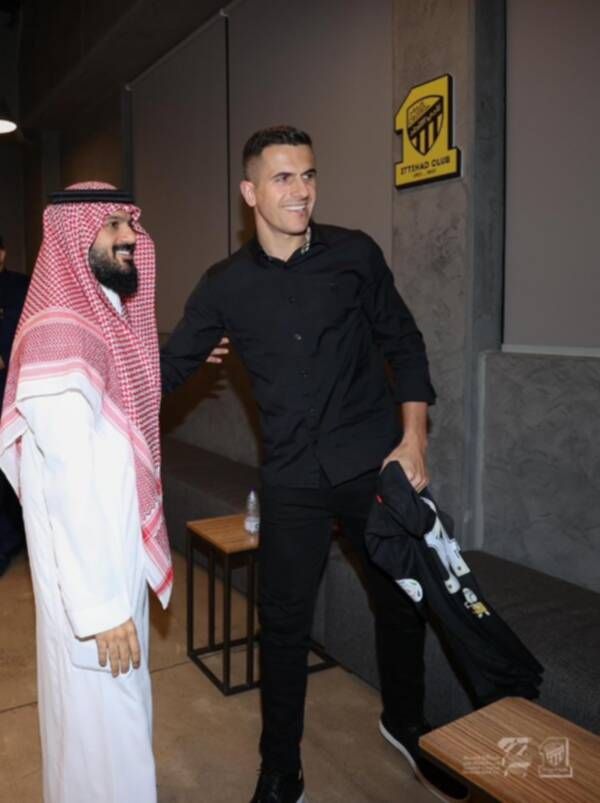 جروهي ورئيس الاتحاد