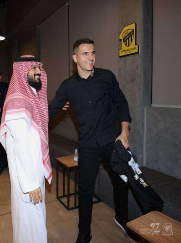 جروهي ورئيس الاتحاد