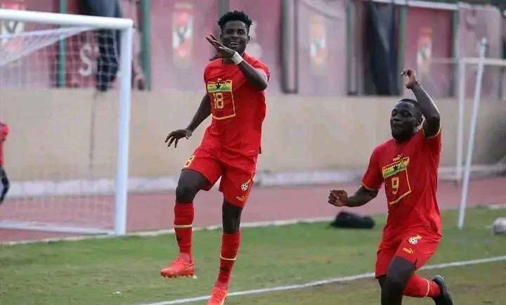 دانيال أفري